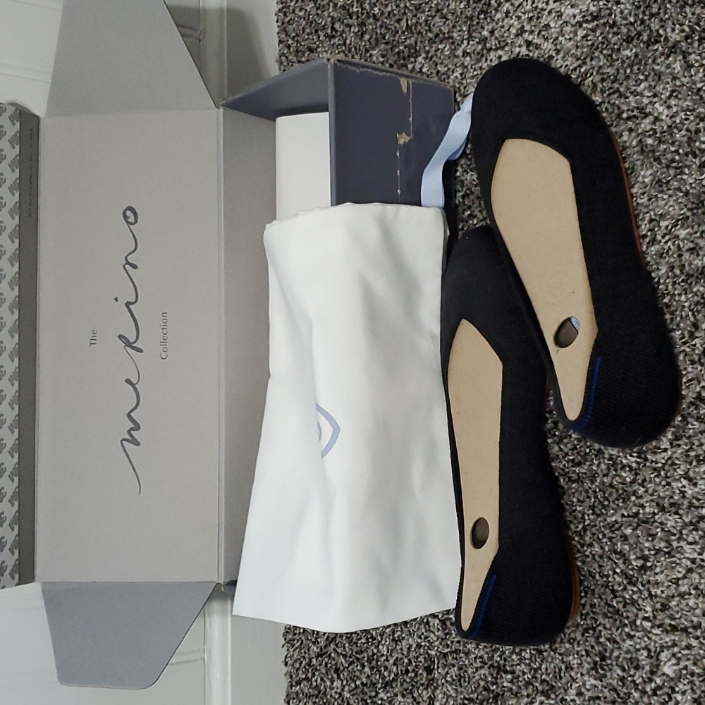 NWT Rothys Limited Edition Merino Wool Flats